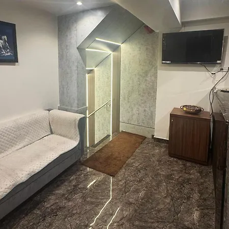 Hotel Sahara Residency 2*