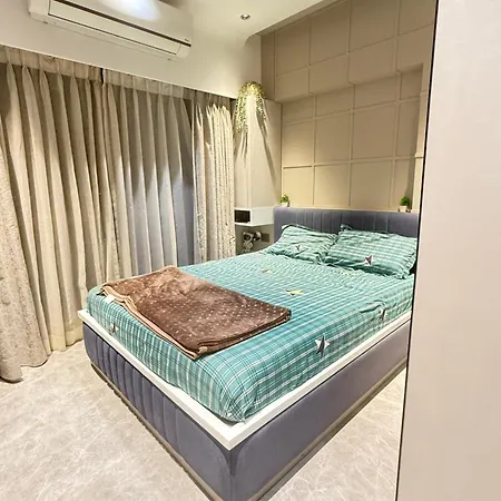 Private Ensuite In Modern Homestay