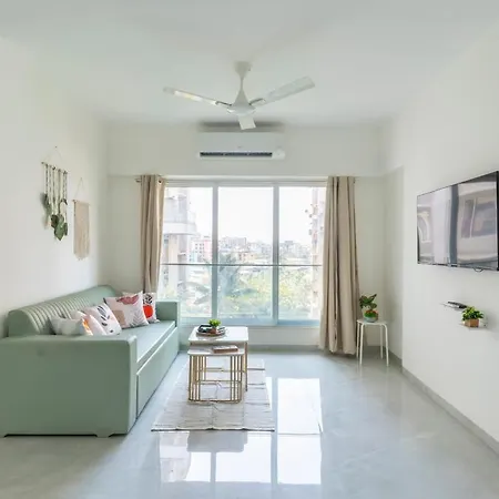 Apartment Trendy 2bhk Near Bkc *