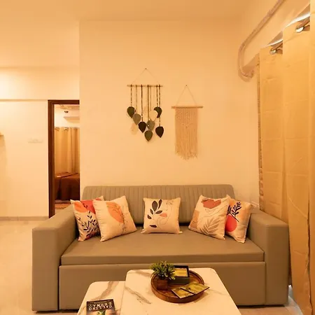 Apartment Trendy 2bhk Near Bkc