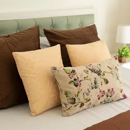 Trendy 2bhk Near Bkc