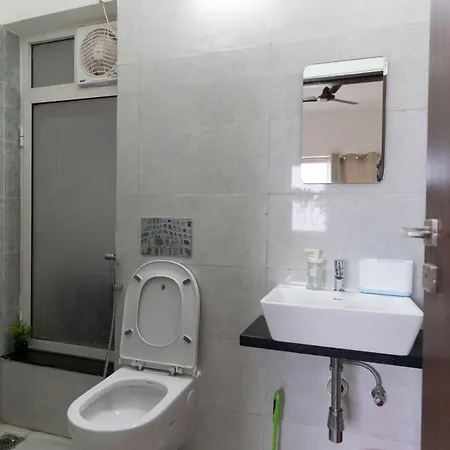 Skyline View 2bhk Near Oberoi Mall & Nesco *