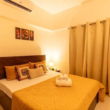 Apartment Skyline View 2bhk Near Oberoi Mall & Nesco Mumbai