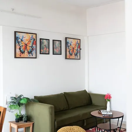 Skyline View 2bhk Near Oberoi Mall & Nesco Apartment