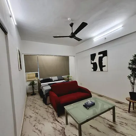 Enzo At Pali Hill Apartment *