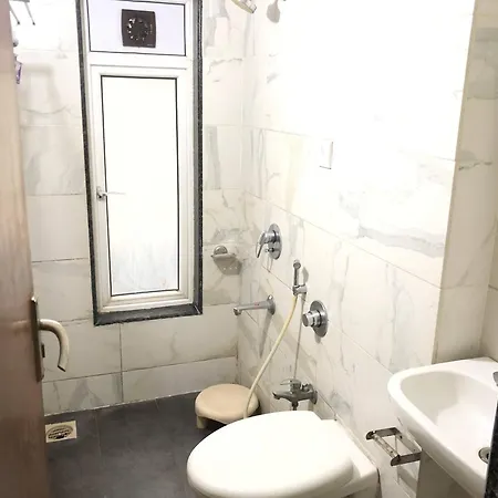 Treat Homes Service In Bkc Siddhant 401 Homestay Mumbai