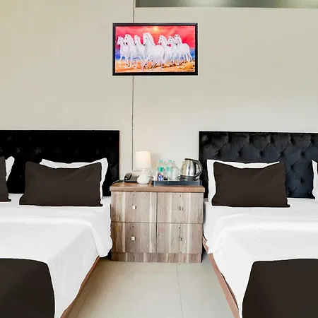 Hotel Townhouse Parle Mumbai