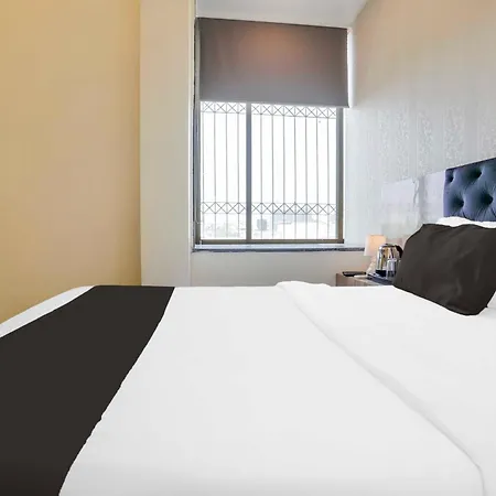 Hotel Townhouse Parle Mumbai
