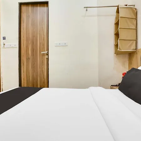 Townhouse Parle Hotel Mumbai