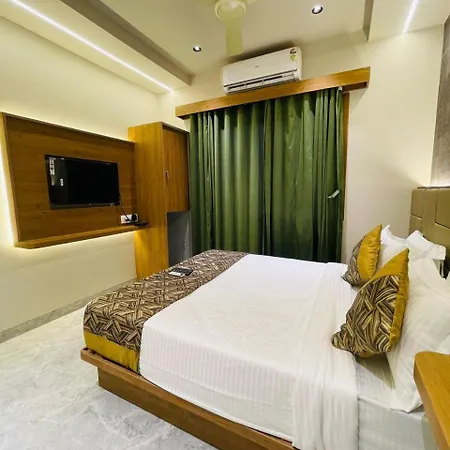 Hotel Glitz T2 Grand-next To Intl Airport