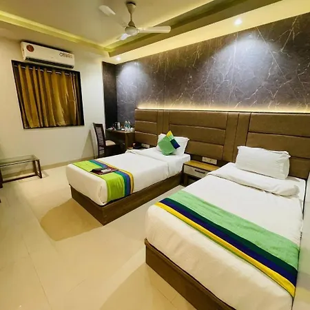 Hotel Glitz T2 Grand-next To Intl Airport 3*