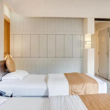 Welcome Hotel