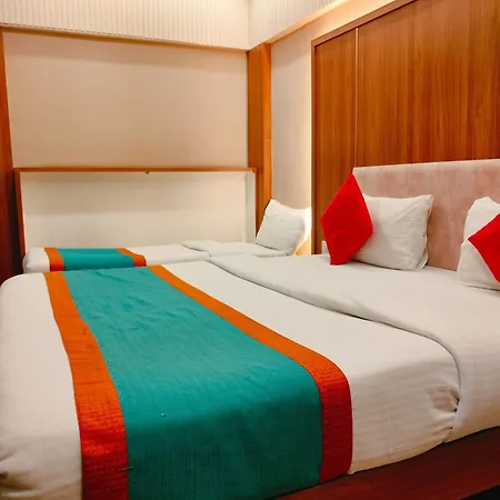 Sahar International 3*