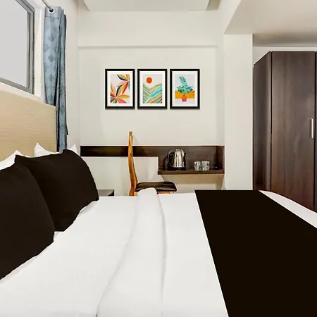 Hotel Townhouse Exhibition Centre Goregaon Mumbai