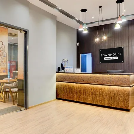 Townhouse Exhibition Centre Goregaon 3*