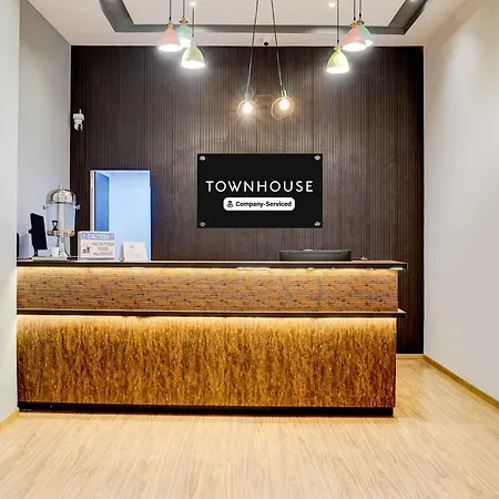 Townhouse Exhibition Centre Goregaon 3*