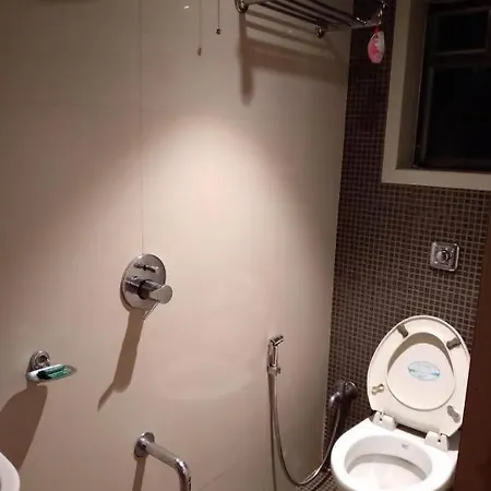 Fabhotel Kuber Guest house