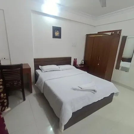Homestay Treat Homes Service In Bkc Siddhant 401 *