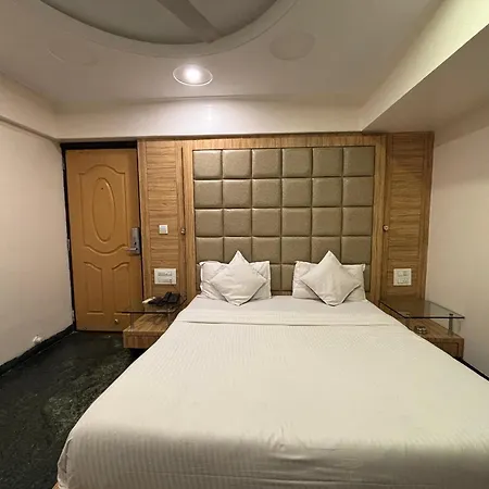 Sahar Garden Near International Airport Hotel