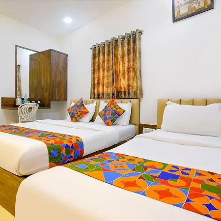 Fabhotel Shahi Palace Inn