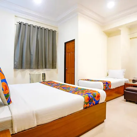 Fabhotel Cruz Royale - Nr- Bandra West Mumbai