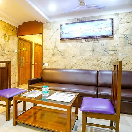 Fabhotel Cruz Royale - Nr- Bandra West Hotel 3*