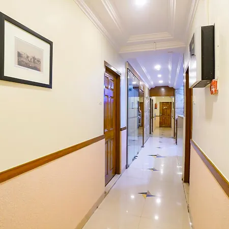 Fabhotel Cruz Royale - Nr- Bandra West Hotel