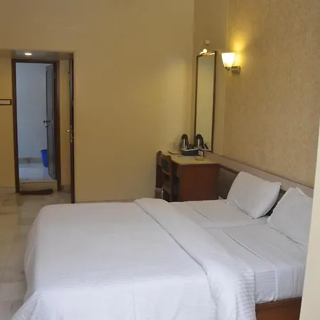Ashray International, Sion - Near Bkc Hotel
