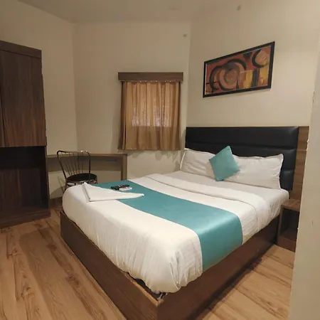 Deluxe Residency Nr- International Airport Mumbai