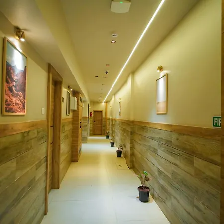 Hotel Skylink Hospitality Mahalaxmi Mumbai