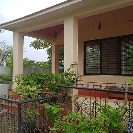 Villa Sampoorna Samadhan *