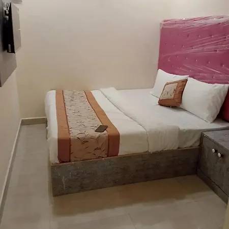 Priceless Galaxy Nesco Goregoan 2* Mumbai