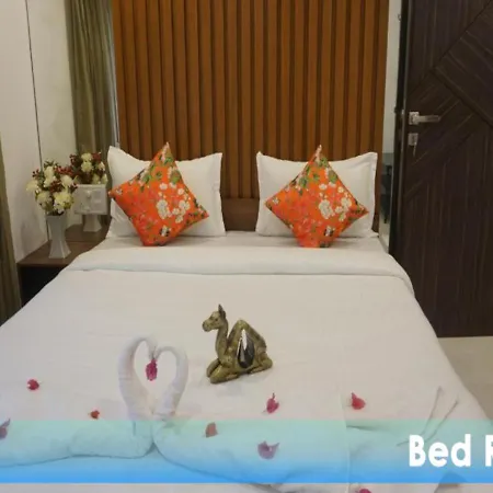 2br Theme In Chembur Mumbai