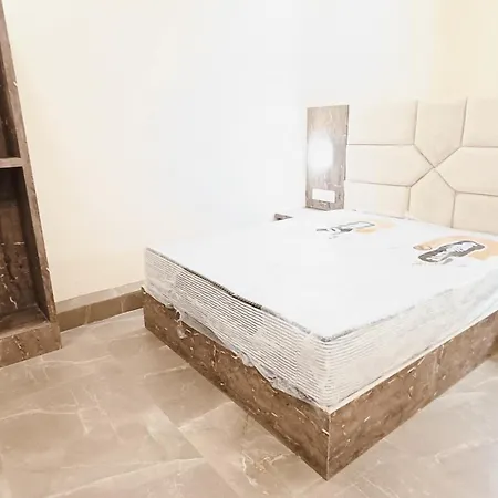 Guest house Richie Residency Mumbai