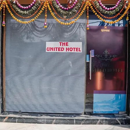 Hotel Glitz United-boomerang & Powai Iit Mumbai