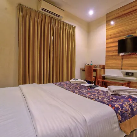 Meriton Buisness International Airport T-2 Hotel Mumbai