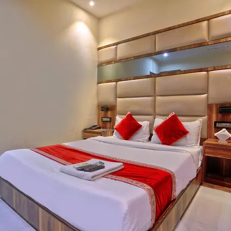 Hotel Meriton Buisness International Airport T-2
