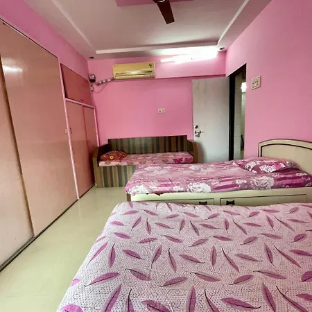 Sk Only For Females Bed & Breakfast