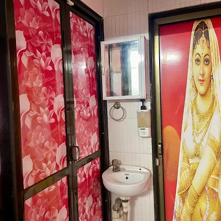Bed & Breakfast Sk Only For Females