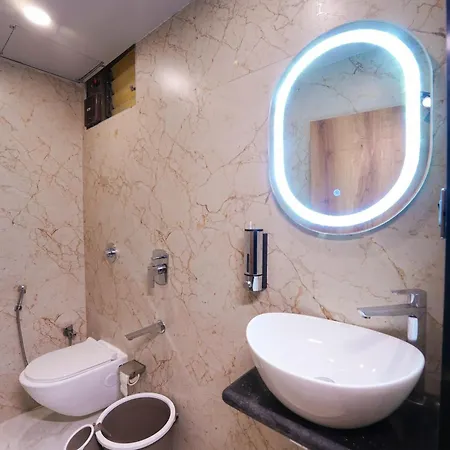 Palace Hotel 2*