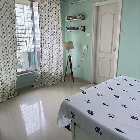 Homestay Sunny Pink With Balcony, Andheri Hotspot
