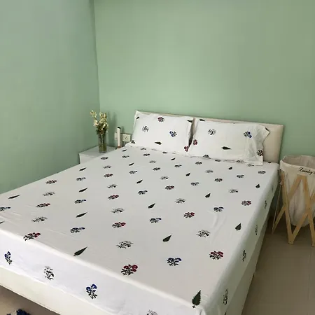 Homestay Sunny Pink With Balcony, Andheri Hotspot *