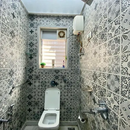 Angel Views 101, Chapel Road, Bandra West By Connekt Homes Apartment *