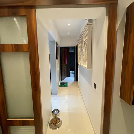 Airnest Stays- Bohemian * Mumbai