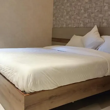 Hotel Eastern Plaza 2*
