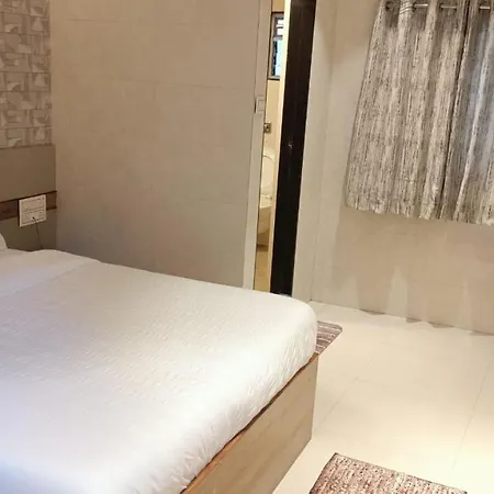 Hotel Eastern Plaza 2*