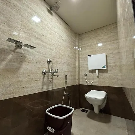 Hostel Royal