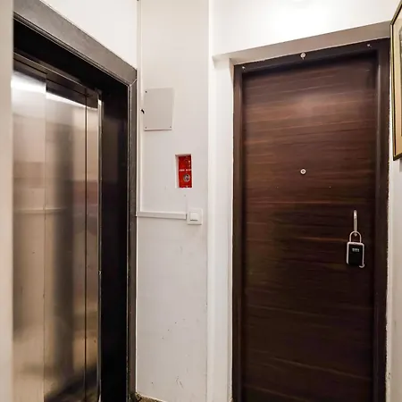 Apartment Athena