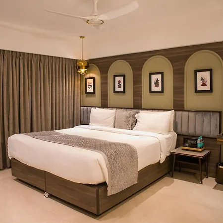 Hotel The International By Tunga Mumbai