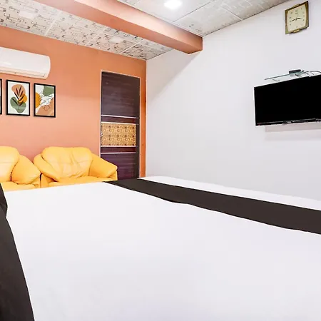 Hotel Via White Star